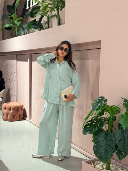 basic satin set in mint