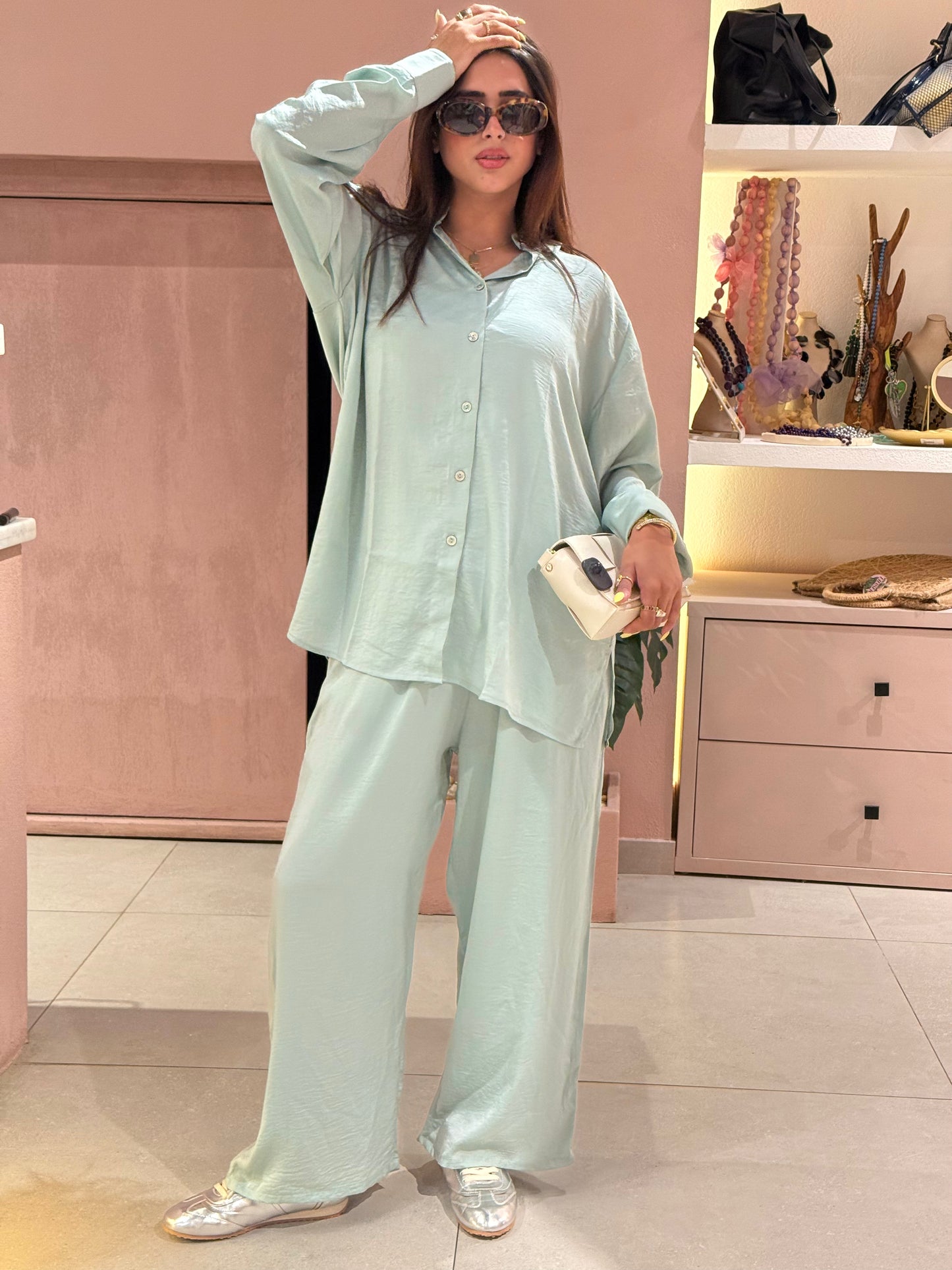 basic satin set in mint