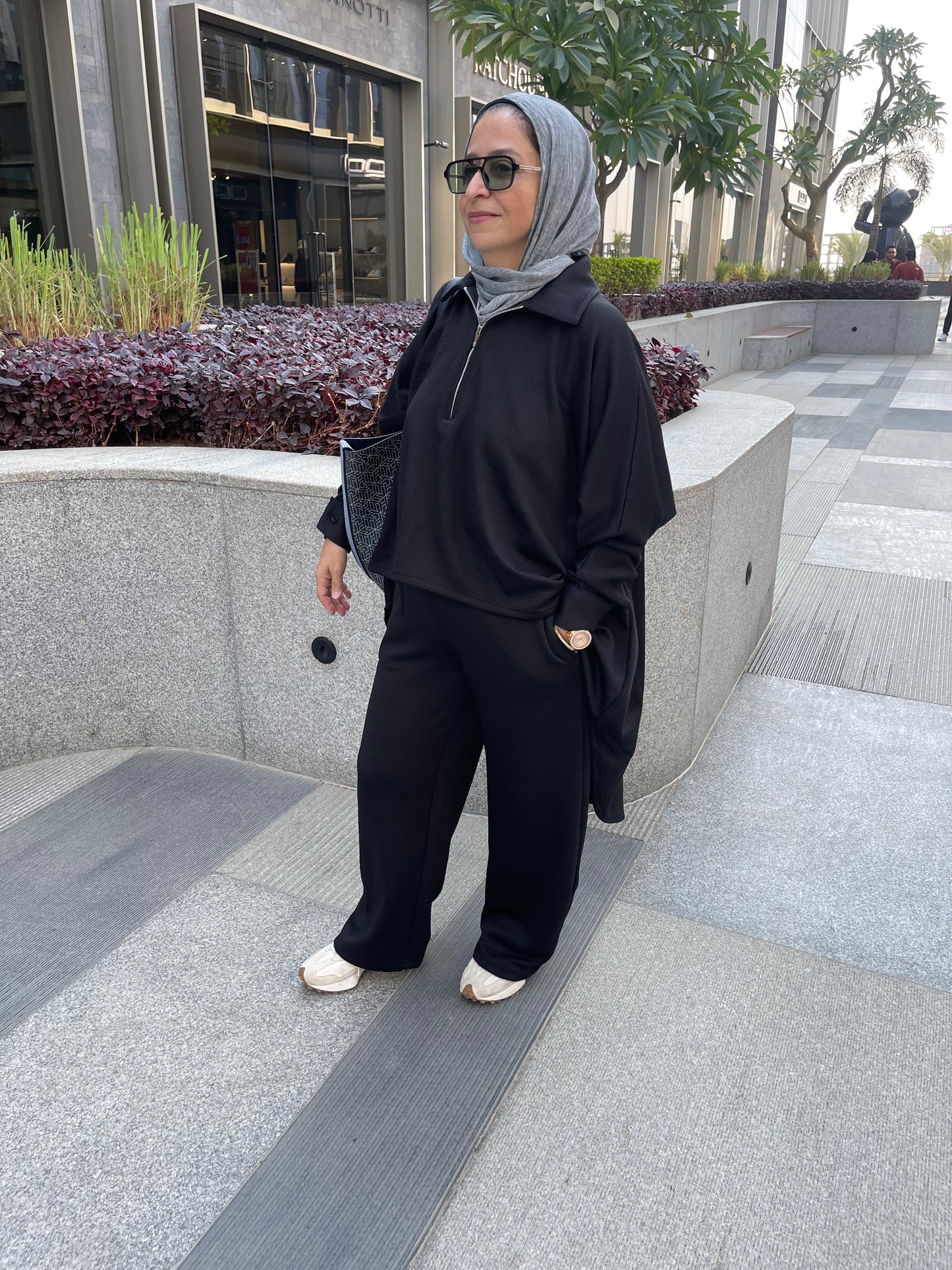 High-Low Winter Set In Black